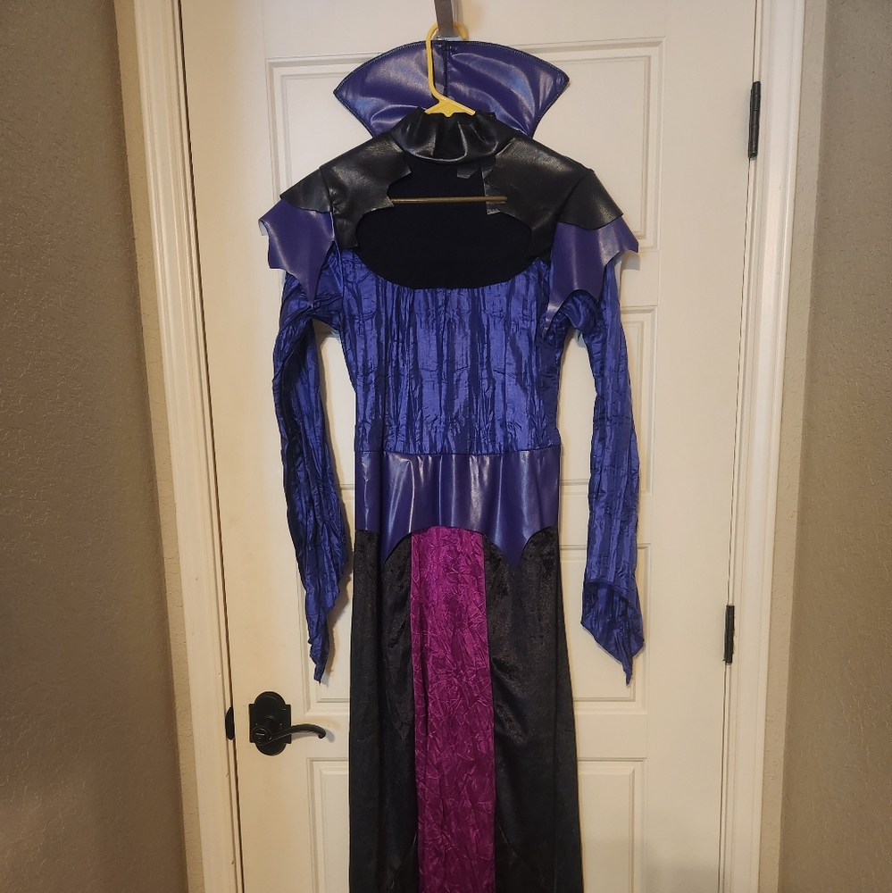 Descendant's Maleficent Halloween costume